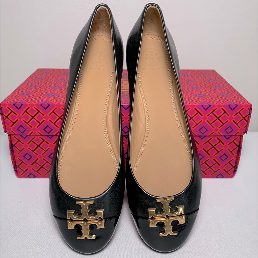 Tory Burch Everly Ballet Flats in Perfect Black